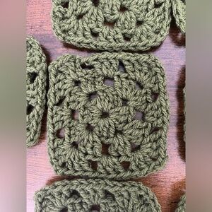NWT Lot set of 7 Granny Square, Hunter Green, Craft project squares handmade